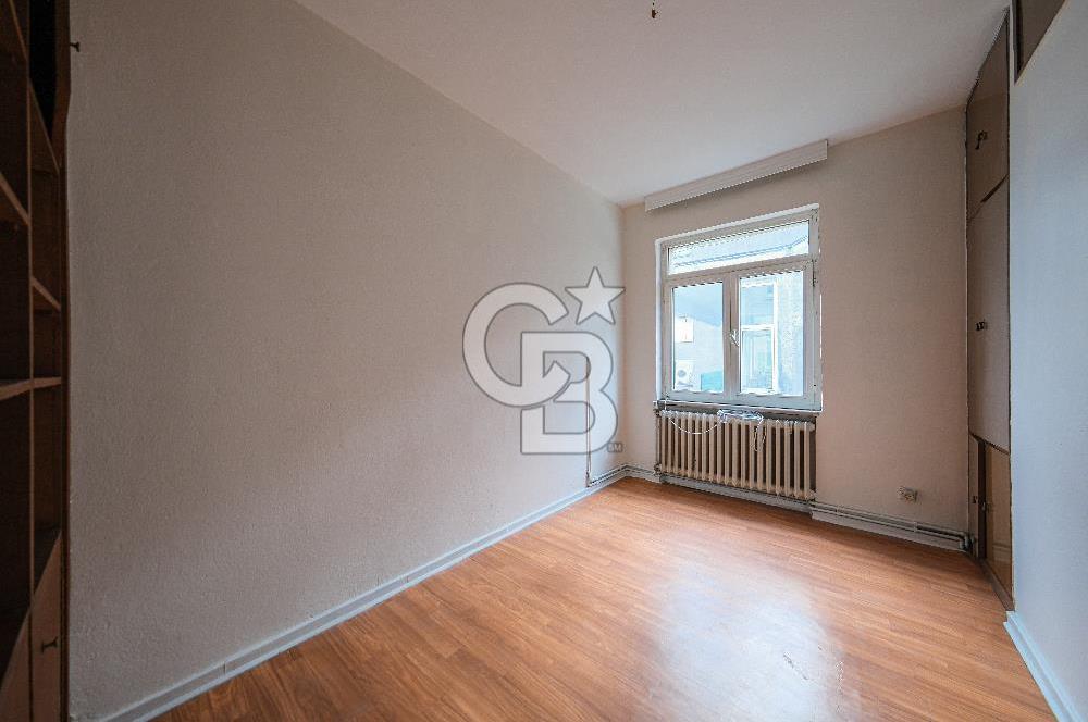 Fırsat Baltalimanı Satılık Deniz manzaralı Arakat bahçeli daire