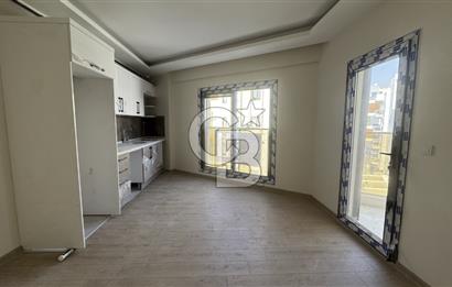 BORNOVA, KÜÇÜK PARKTA KİRALIK 1+1 DAİRE