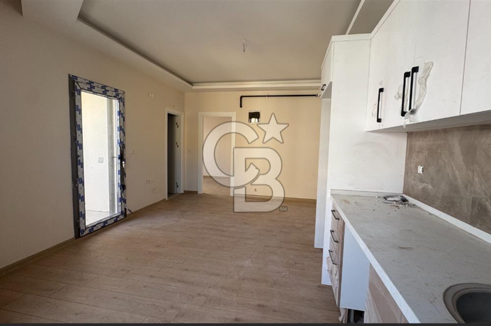 BORNOVA, KÜÇÜK PARKTA KİRALIK 1+1 DAİRE