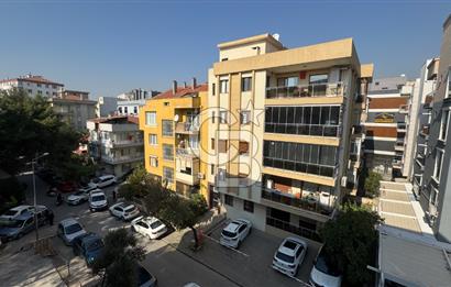 BORNOVA, KÜÇÜK PARKTA KİRALIK 1+1 DAİRE