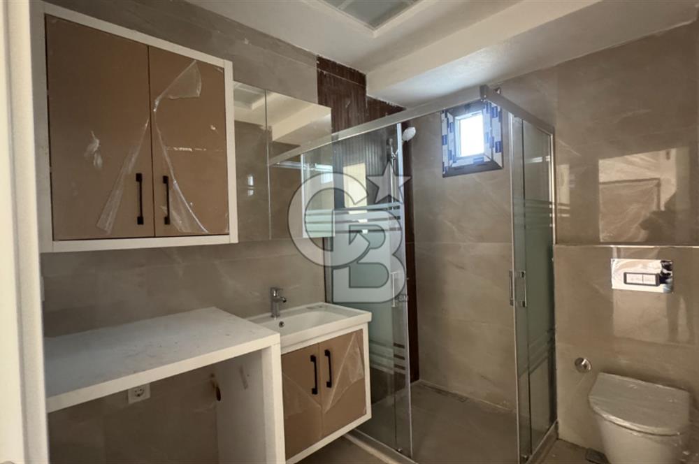 BORNOVA, KÜÇÜK PARKTA KİRALIK 1+1 DAİRE
