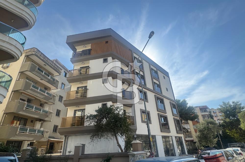 BORNOVA, KÜÇÜK PARKTA KİRALIK 1+1 DAİRE