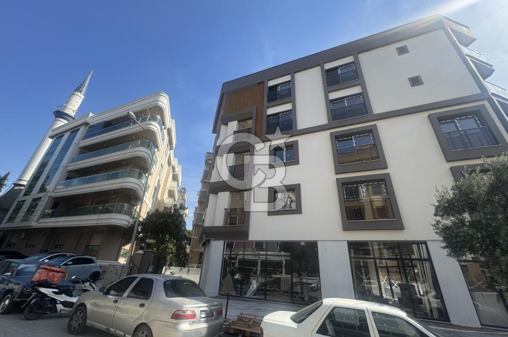 BORNOVA, KÜÇÜK PARKTA KİRALIK 1+1 DAİRE