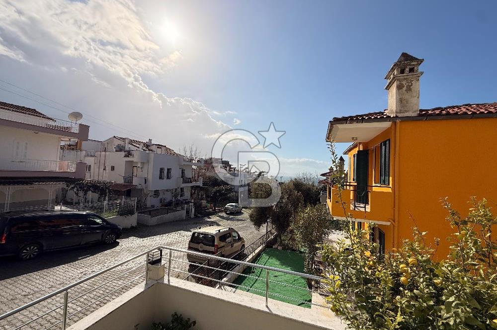 Kuşadası Yıldızcı Burnu’nda Satılık 3+1 Deniz Manzaralı Dubleks Villa