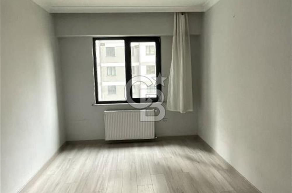 MAVERA AHSEN SİTESİNDE METROBÜSE YAKIN BOŞ KİRALIK DAİRE