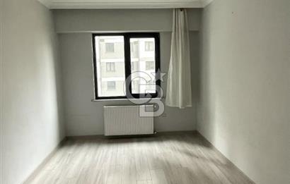 MAVERA AHSEN SİTESİNDE METROBÜSE YAKIN BOŞ KİRALIK DAİRE