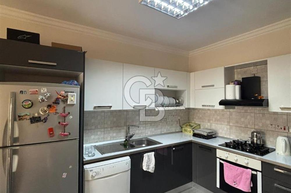 Girne Merkezde Satılık Eşyalı 2+1 Daire !!!