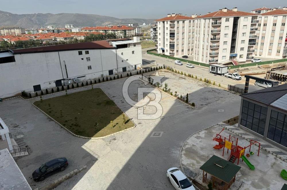 AFYON MERKEZ ERKMEN CUMHURİYET'TE KİRALIK 4+1 SİTE İÇİ DAİRE