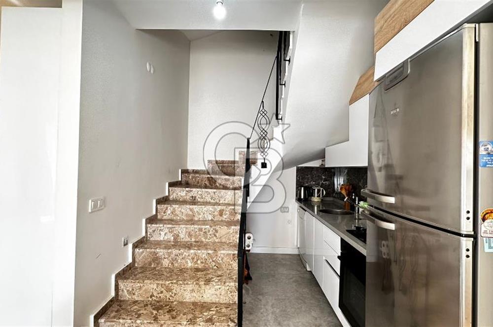 Seferihisar Tepecik Mahellesin 'de Kiralık 2+1 Dubleks Villa