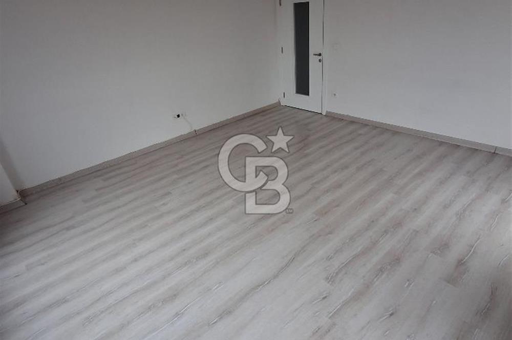 SANCAKTEPE DE GÜVENLİKLİ SİTEDE 2+1 DAİRE