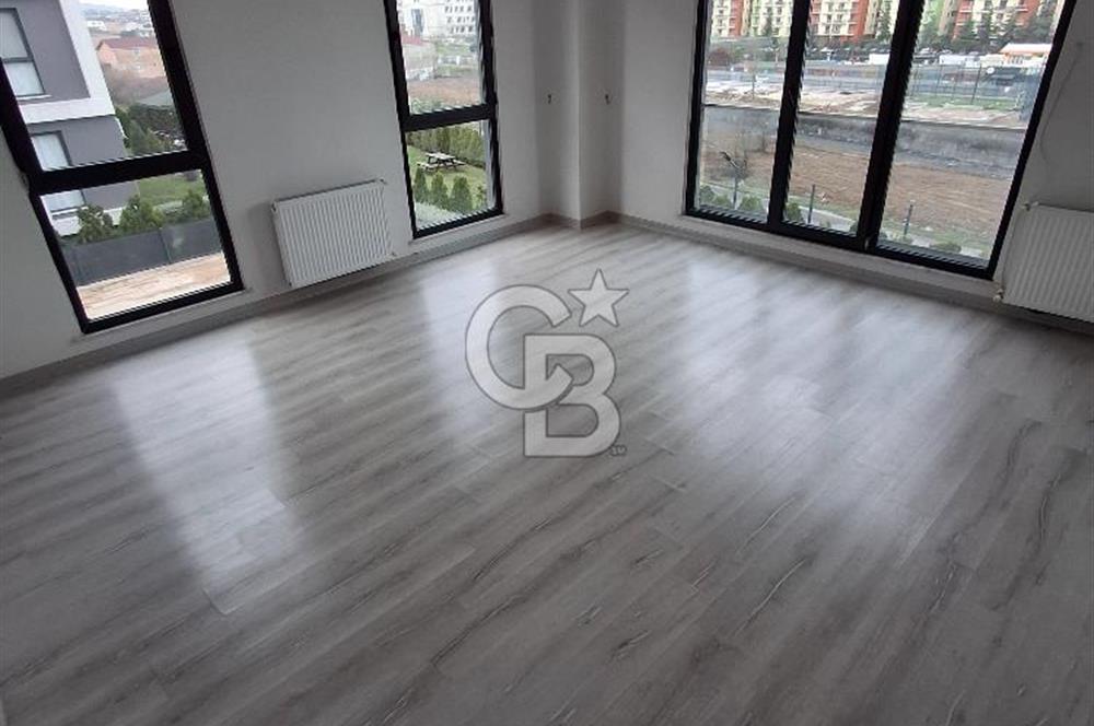 SANCAKTEPE DE GÜVENLİKLİ SİTEDE 2+1 DAİRE