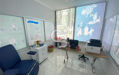 MENEMEN MERKEZDE KİRALIK İKİ CEPHELİ GENİŞ DÜKKAN