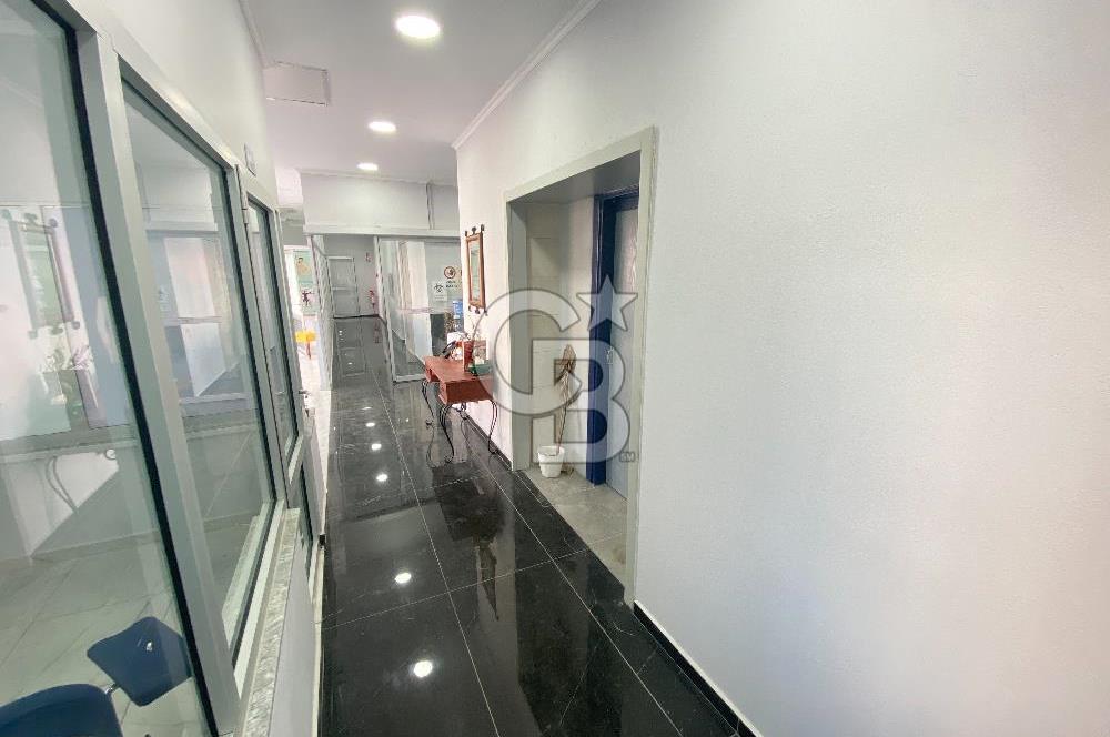 MENEMEN MERKEZDE KİRALIK İKİ CEPHELİ GENİŞ DÜKKAN