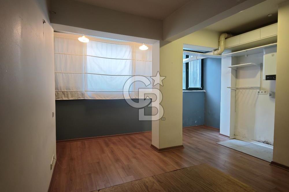 TÜNEL MEYDANA,METROYA YAKIN, 50M2, 1+1 EŞYASIZ KİRALIK OFİS VEYA KONUT