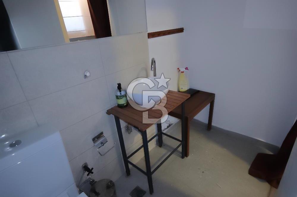 TÜNEL MEYDANA,METROYA YAKIN, 50M2, 1+1 EŞYASIZ KİRALIK OFİS VEYA KONUT