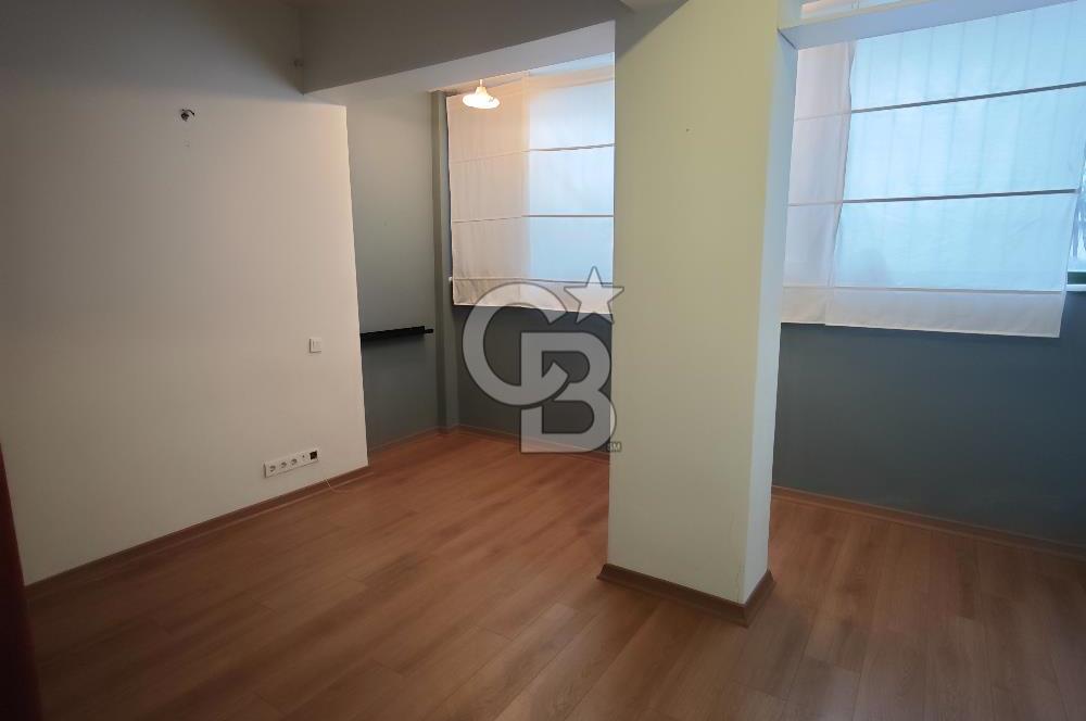 TÜNEL MEYDANA,METROYA YAKIN, 50M2, 1+1 EŞYASIZ KİRALIK OFİS VEYA KONUT