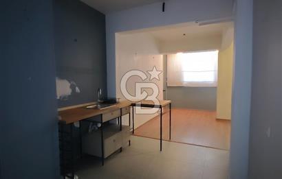 TÜNEL MEYDANA,METROYA YAKIN, 50M2, 1+1 EŞYASIZ KİRALIK OFİS VEYA KONUT