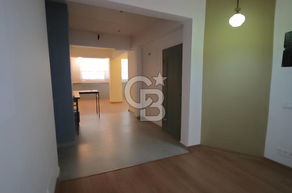 TÜNEL MEYDANA,METROYA YAKIN, 50M2, 1+1 EŞYASIZ KİRALIK OFİS VEYA KONUT