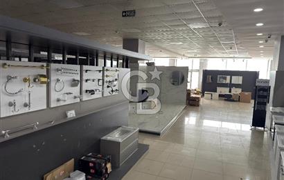 HADIMKÖY YOLU | 33 MT CEPHE | SHOWROOMLU 4.250 m² FABRİKA