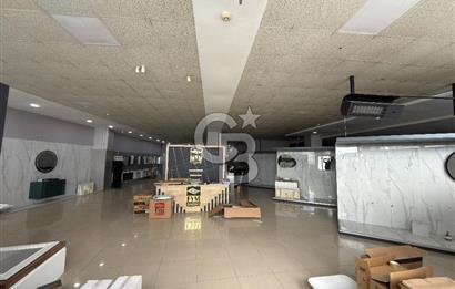 HADIMKÖY YOLU | 33 MT CEPHE | SHOWROOMLU 4.250 m² FABRİKA