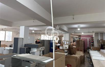 HADIMKÖY YOLU | 33 MT CEPHE | SHOWROOMLU 4.250 m² FABRİKA