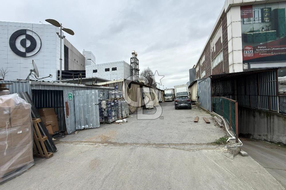 HADIMKÖY YOLU | 33 MT CEPHE | SHOWROOMLU 4.250 m² FABRİKA