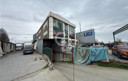 HADIMKÖY YOLU | 33 MT CEPHE | SHOWROOMLU 4.250 m² FABRİKA