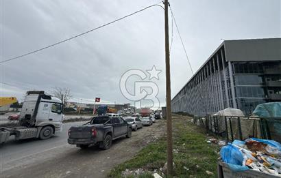 HADIMKÖY YOLU | 33 MT CEPHE | SHOWROOMLU 4.250 m² FABRİKA
