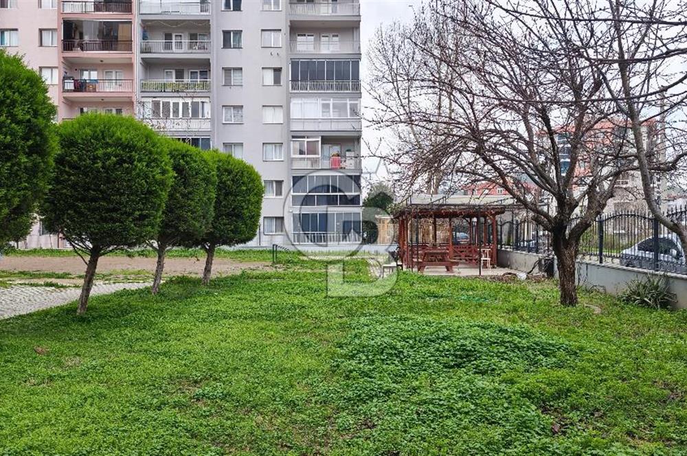 Karşıyaka Zübeyde hanım'da, arakat, satılık daire