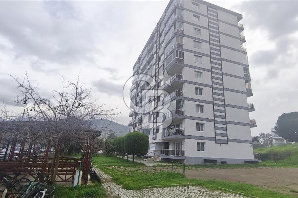 Karşıyaka Zübeyde hanım'da, arakat, satılık daire