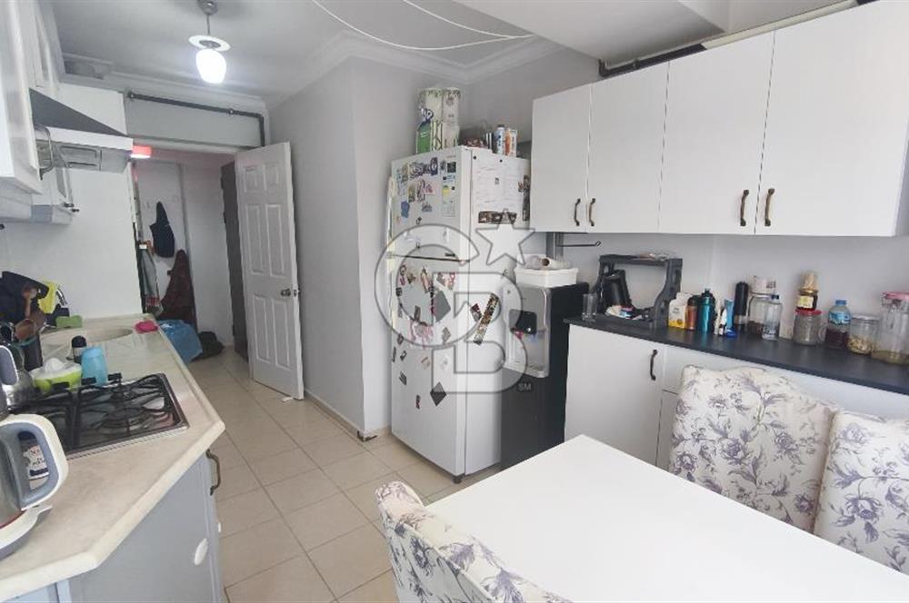 Karşıyaka Zübeyde hanım'da, arakat, satılık daire