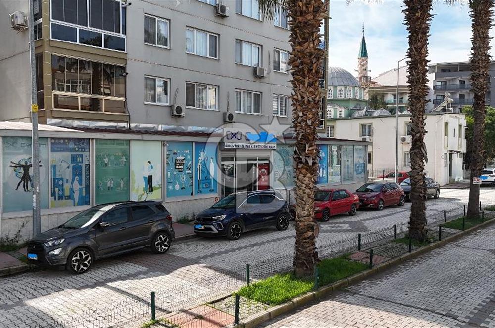 MENEMEN MERKEZDE KİRALIK İKİ CEPHELİ GENİŞ DÜKKAN