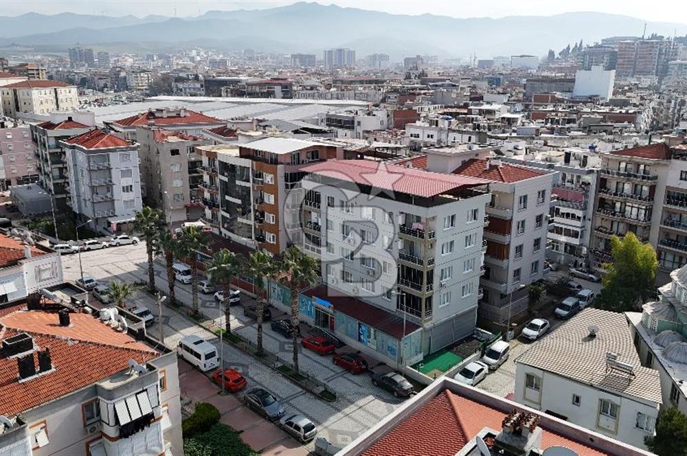 MENEMEN MERKEZDE KİRALIK İKİ CEPHELİ GENİŞ DÜKKAN