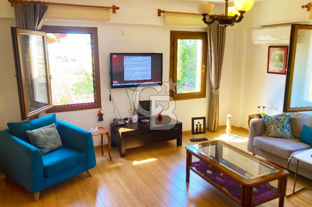 Satılık Palamutbükü Ful Deniz Manzaralı Denize 650m Müstakil Ev