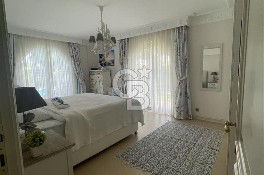 Çeşme mamurbaba da Emsalsiz malikane 