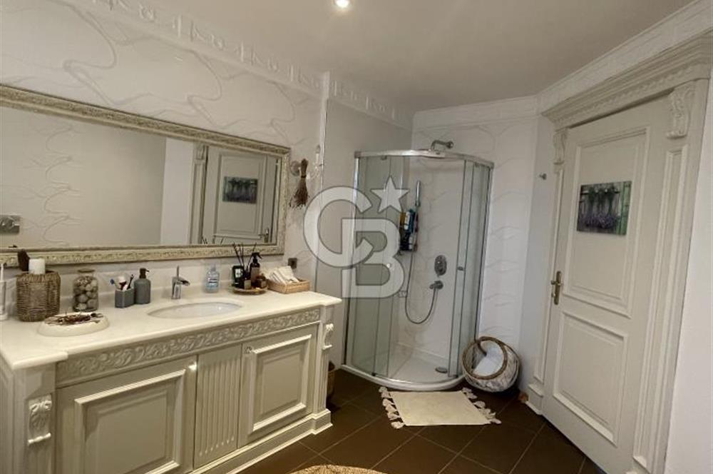 Çeşme mamurbaba da Emsalsiz malikane 