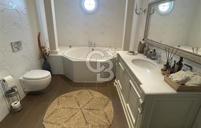 Çeşme mamurbaba da Emsalsiz malikane 