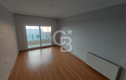 Karşıyaka  Satılık 2+1 