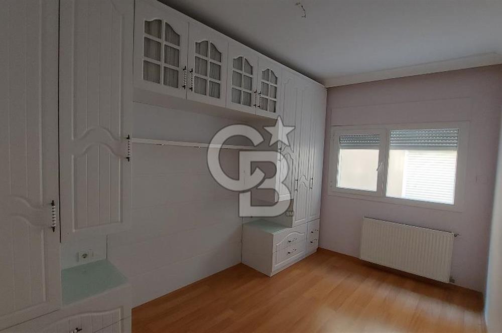 Karşıyaka  Satılık 2+1 