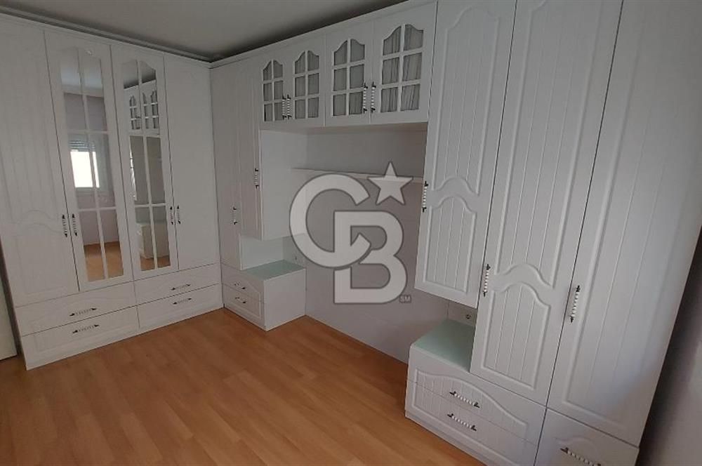 Karşıyaka  Satılık 2+1 