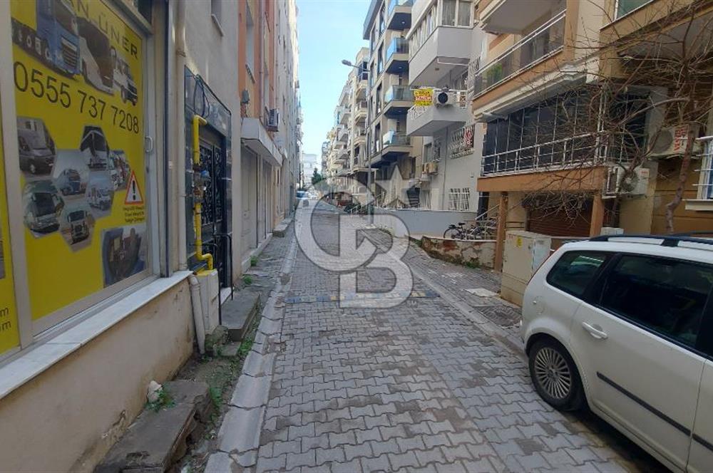 Karşıyaka  Satılık 2+1 