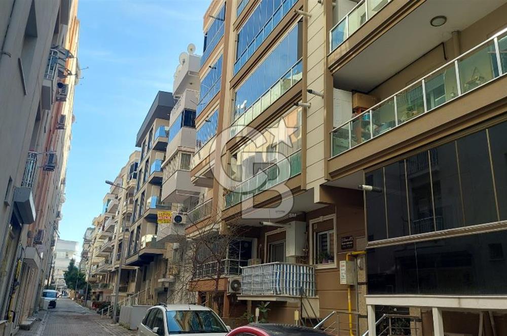 Karşıyaka  Satılık 2+1 