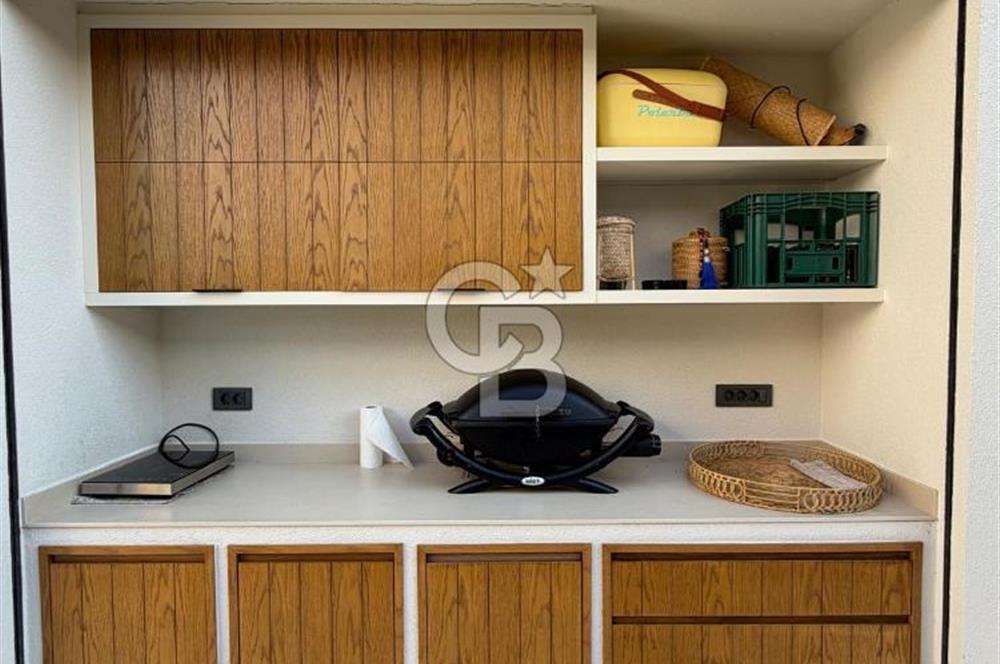 ALAÇATI GÖBENE MAHALLESİNDE SATILIK LÜKS VİLLA