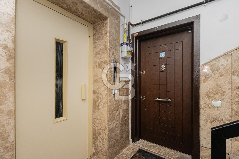 Konyaaltı uncalı mh. önü açık manzaralı site içi havuzlu 3+1