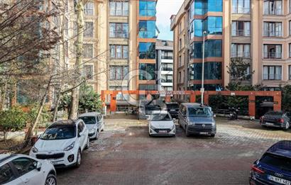 Kartaltepe'de Yüksek Tavanlı, 6+1 Dubleks Daire (Zambak Sitesi)