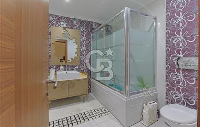 Kartaltepe'de Yüksek Tavanlı, 6+1 Dubleks Daire (Zambak Sitesi)