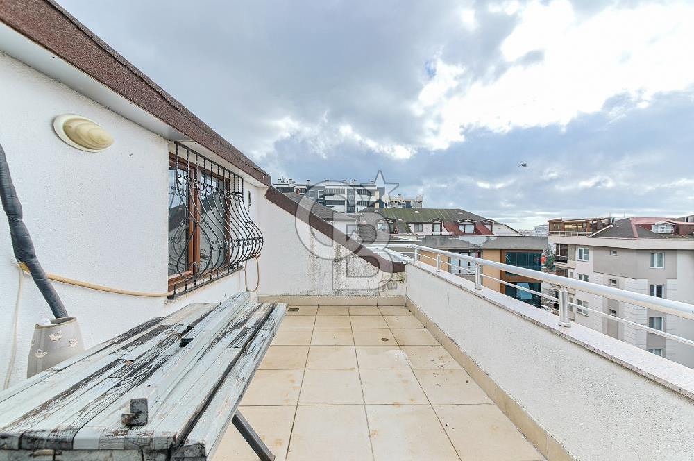 Kartaltepe'de Yüksek Tavanlı, 6+1 Dubleks Daire (Zambak Sitesi)