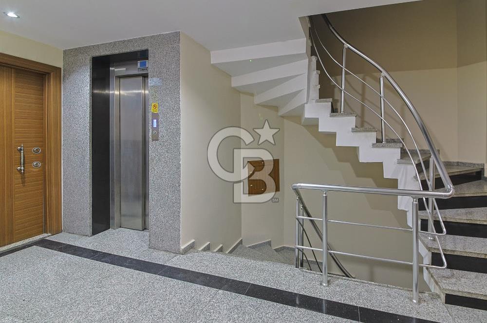 Kartaltepe'de Yüksek Tavanlı, 6+1 Dubleks Daire (Zambak Sitesi)