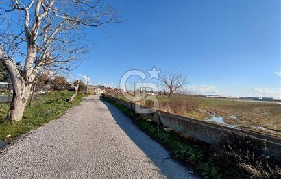 FOÇA GERENKÖY KEMAL ATATÜRK MAHALLESİ’NDE TEK TAPULU 8.675 m²  