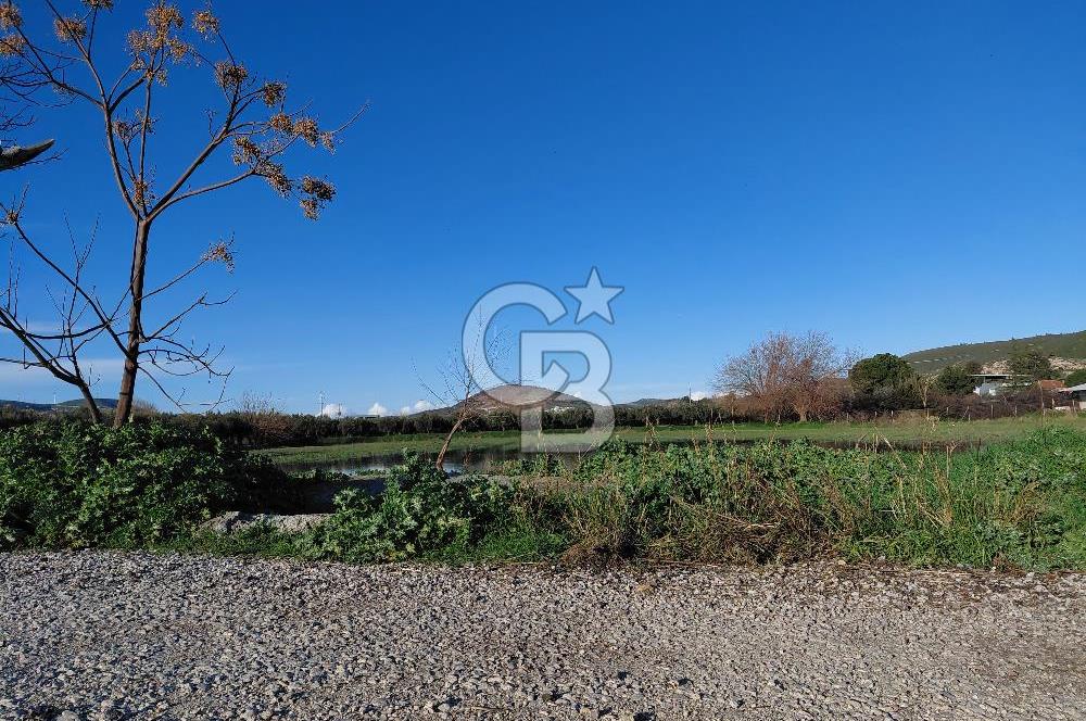 FOÇA GERENKÖY KEMAL ATATÜRK MAHALLESİ’NDE TEK TAPULU 8.675 m²  